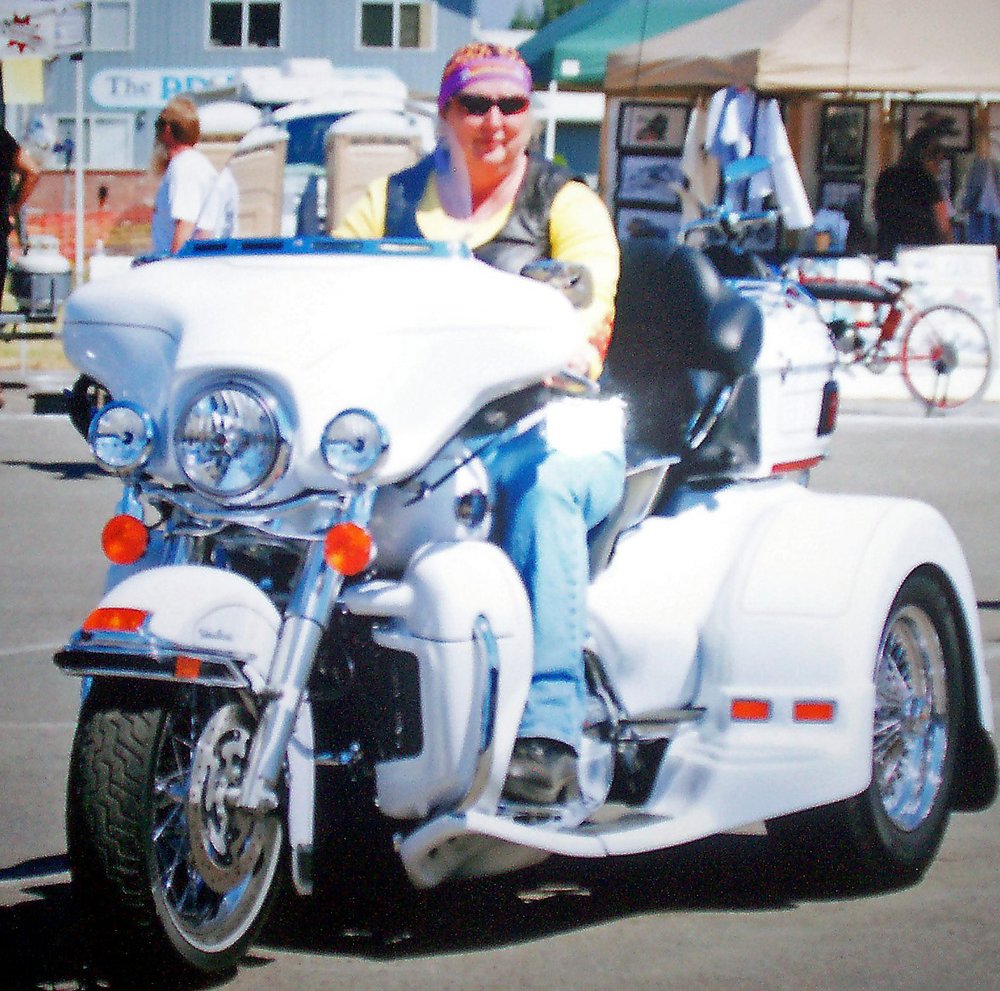 Meet your Posher, Debbie